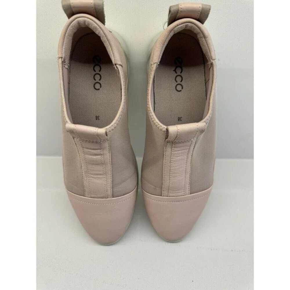Ecco Gillian sneakers Rose Dust blush Women's Comfort slip on Sneaker - US 8